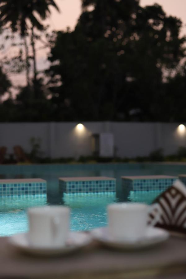 Seeheim Resorts Athirappilly Zewnętrze zdjęcie
