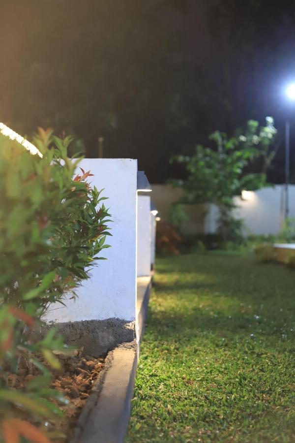 Seeheim Resorts Athirappilly Zewnętrze zdjęcie